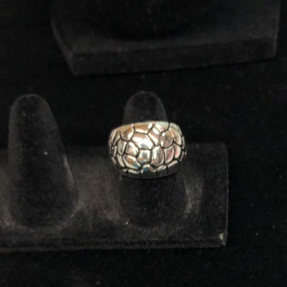 DaVinci Silver Ring with Black accent in design Size 6.5 - Picture 1 of 3